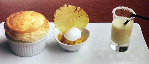 Ananas soufflé met kruidige chutney van ananas